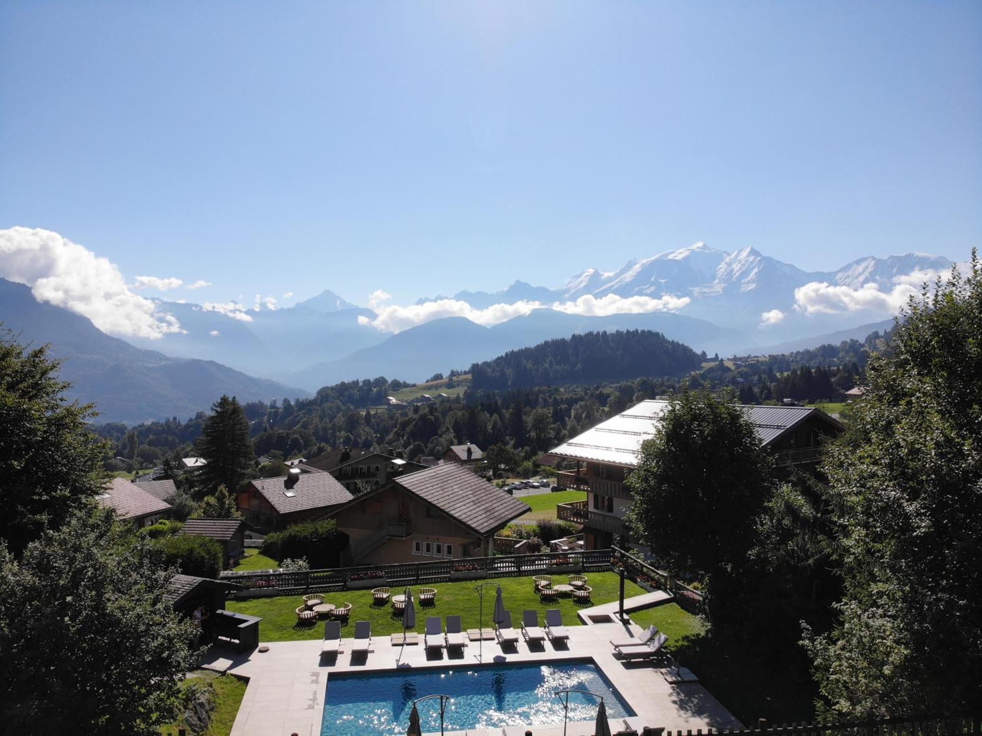 Hotel Les Roches Fleuries Кордон Экстерьер фото